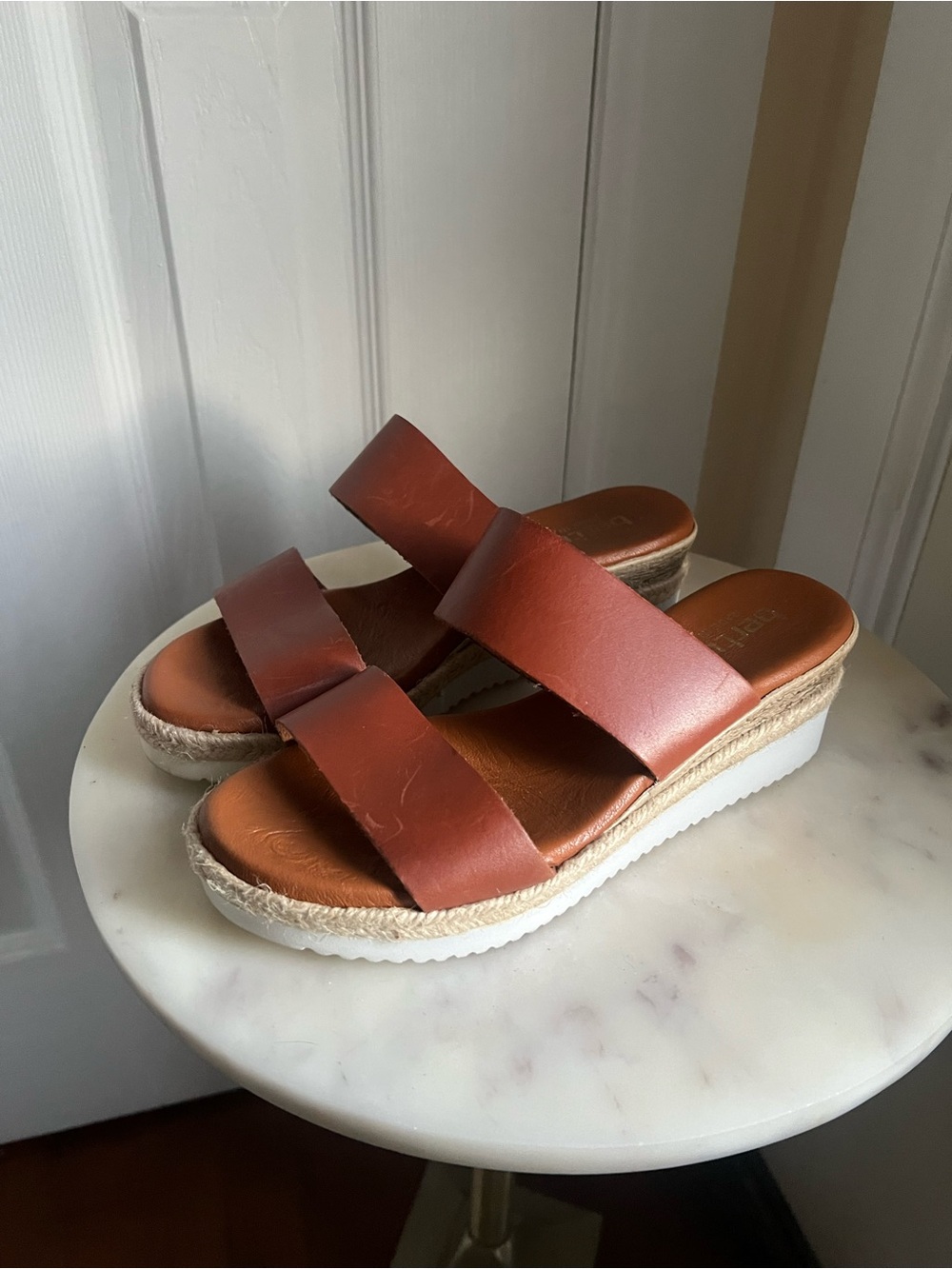 Caterina Bertini Women's Brown and Tan Genuine Leather Sandals Size 6.5
